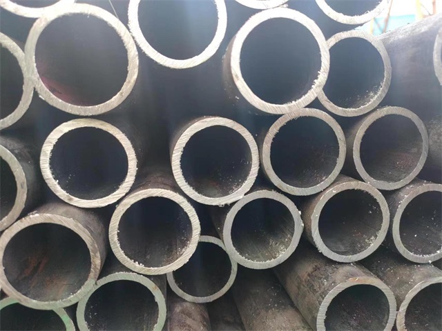 南昌10#结构用无缝钢管